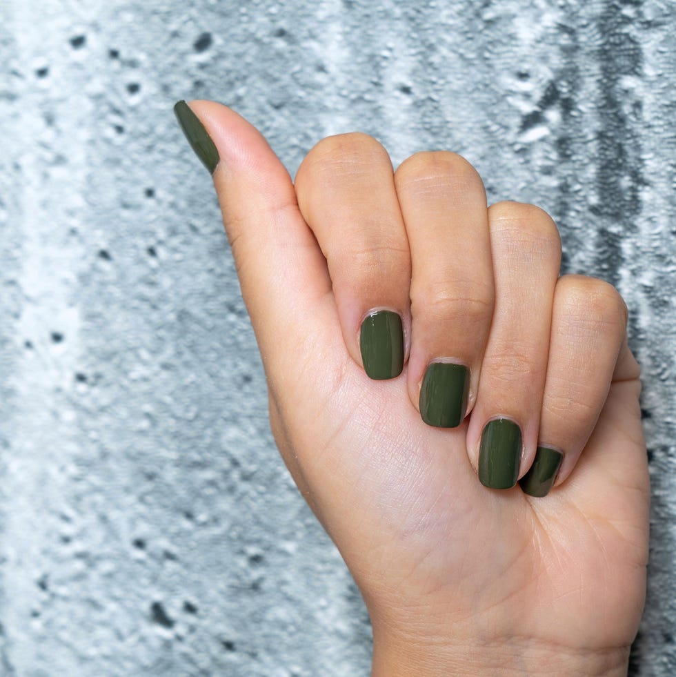 forest green nails