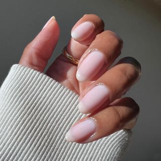 @themaniclub vanilla french manicure