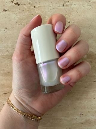 junior beauty editor grace lindsay testing zara nail polish