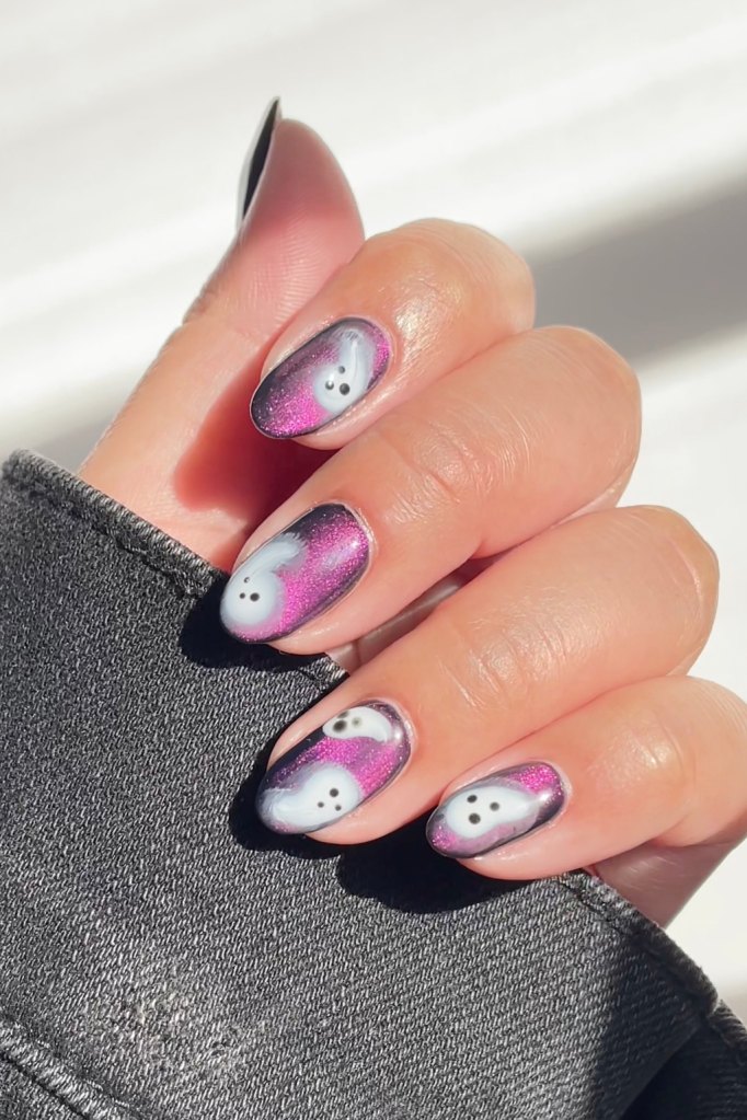 Halloween nail design