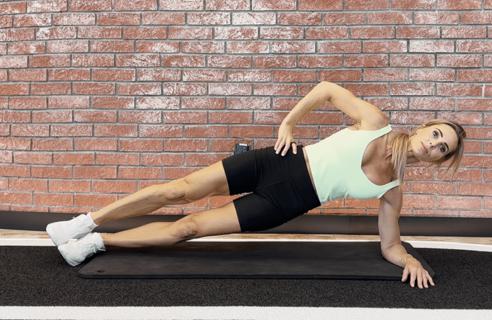 Side plank start position