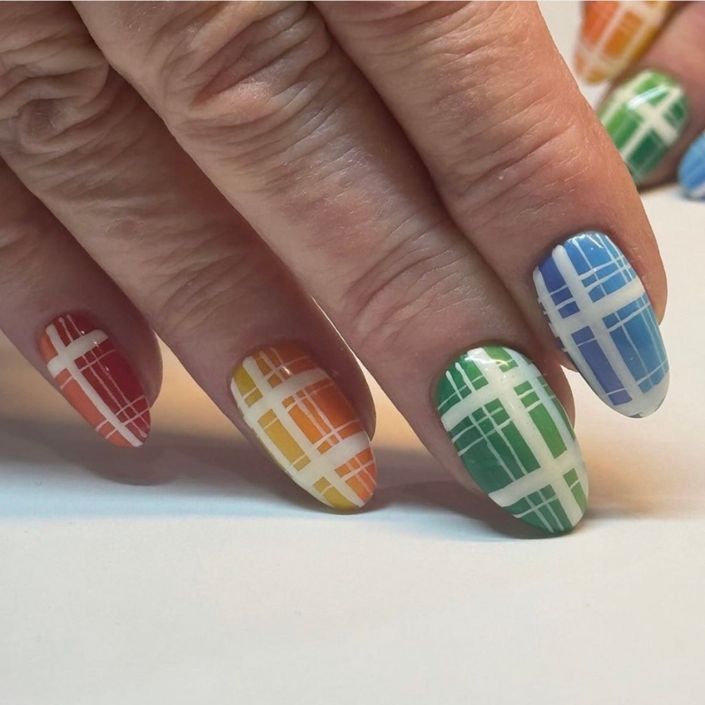 plaid nails