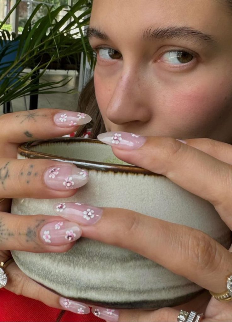 Hailey bieber nails