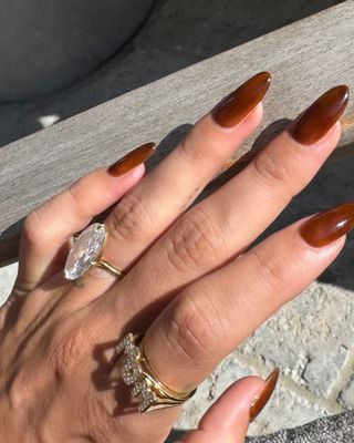 Hailey Bieber's amber nails