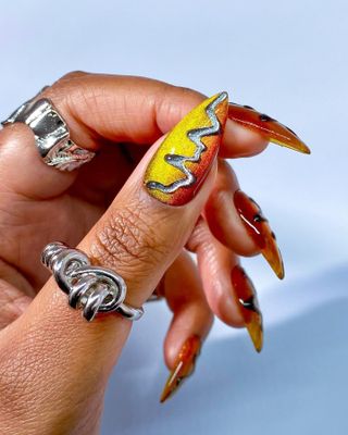 Y3K Nails