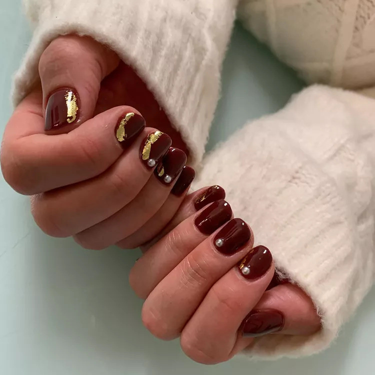 Instagram/ @nailsbycanishiea