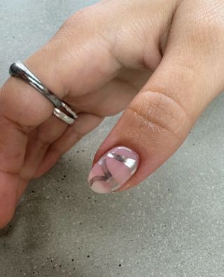 @buffcs silver swirl nail design