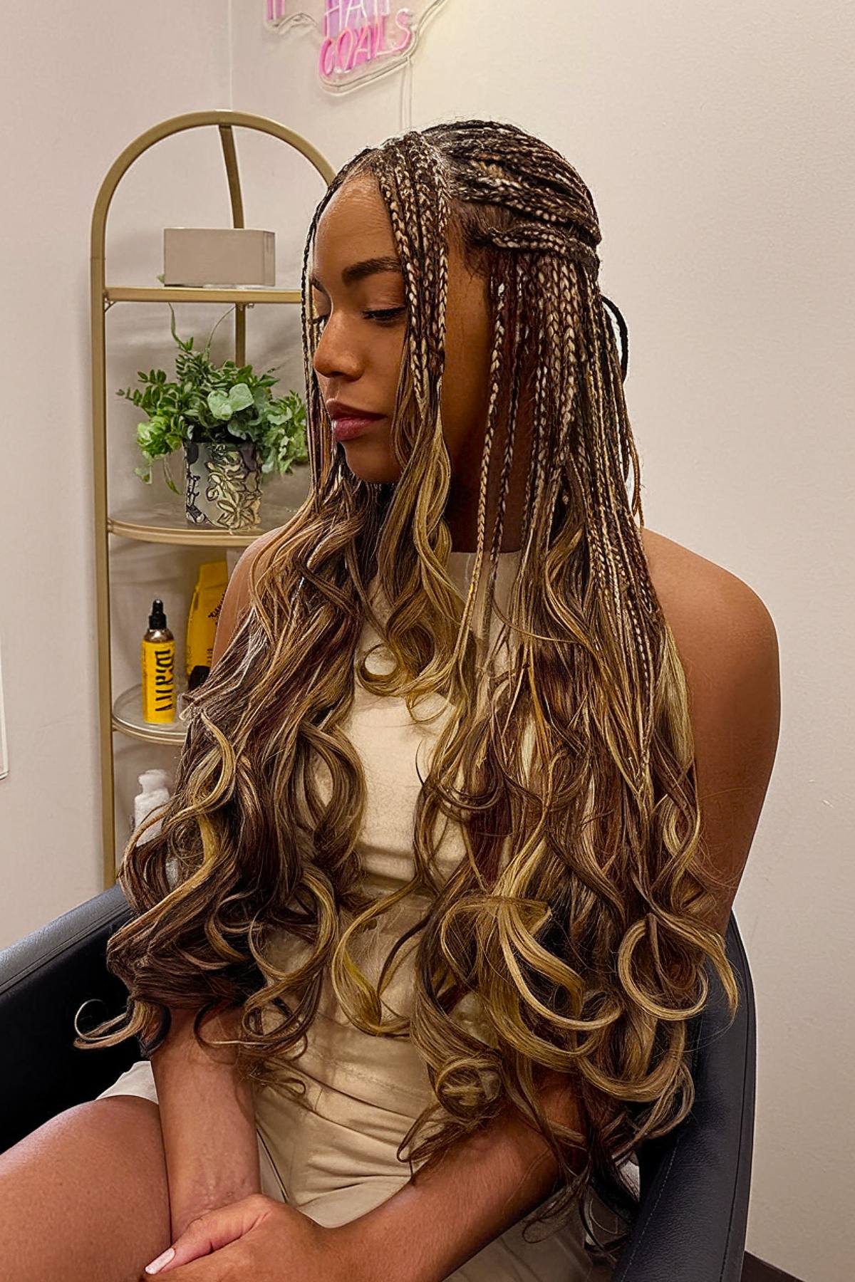 Extra-long box braids with cascading French curls