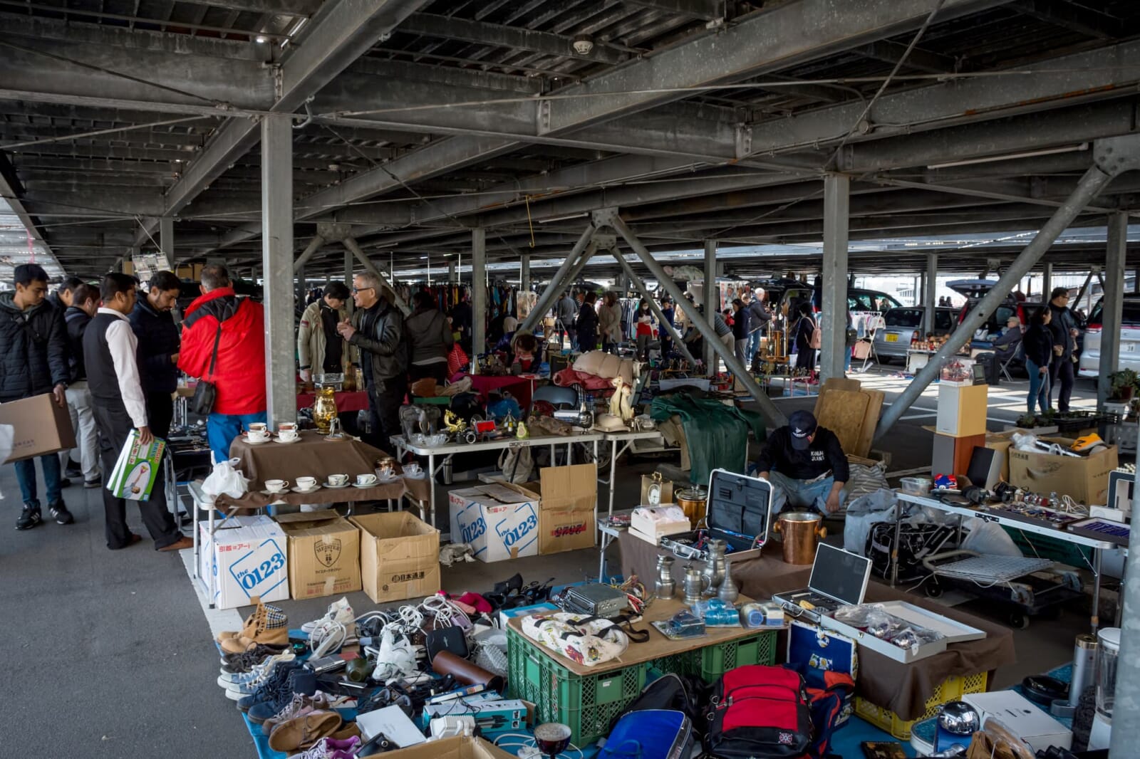 vintage designer bag tokyo oi racecourse flea market