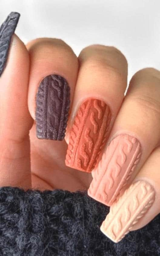 Sweater Texture Nails, one of the top festive nail trends by Mylee manicurist Tinu Bello. Photo by Sparkle PR.