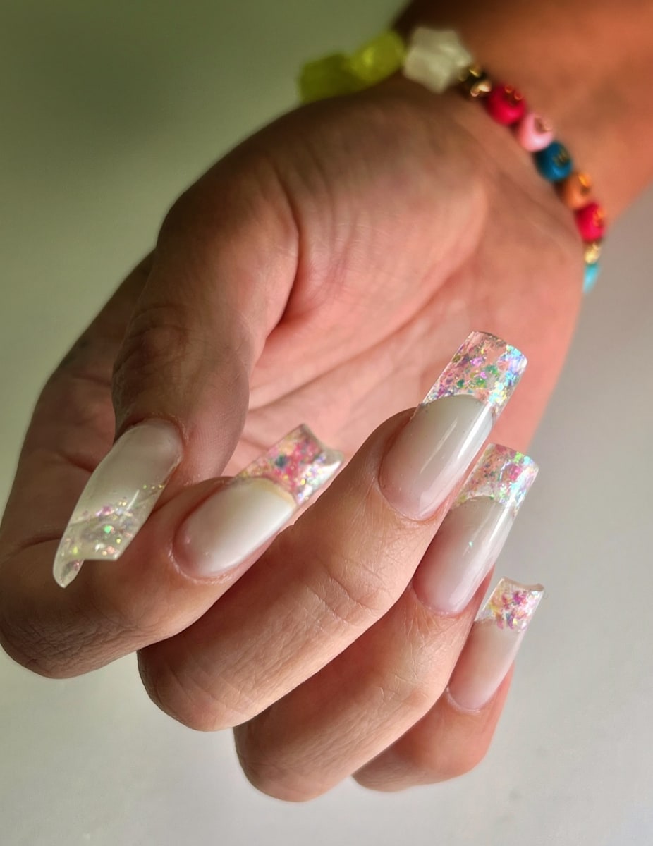  Confetti-Inspired New Year Nails on Dual Forms