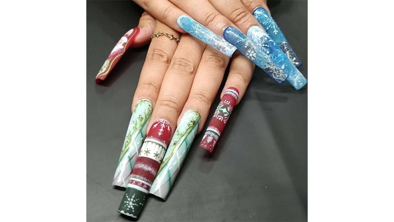 Holiday nails by Naildtoperfection