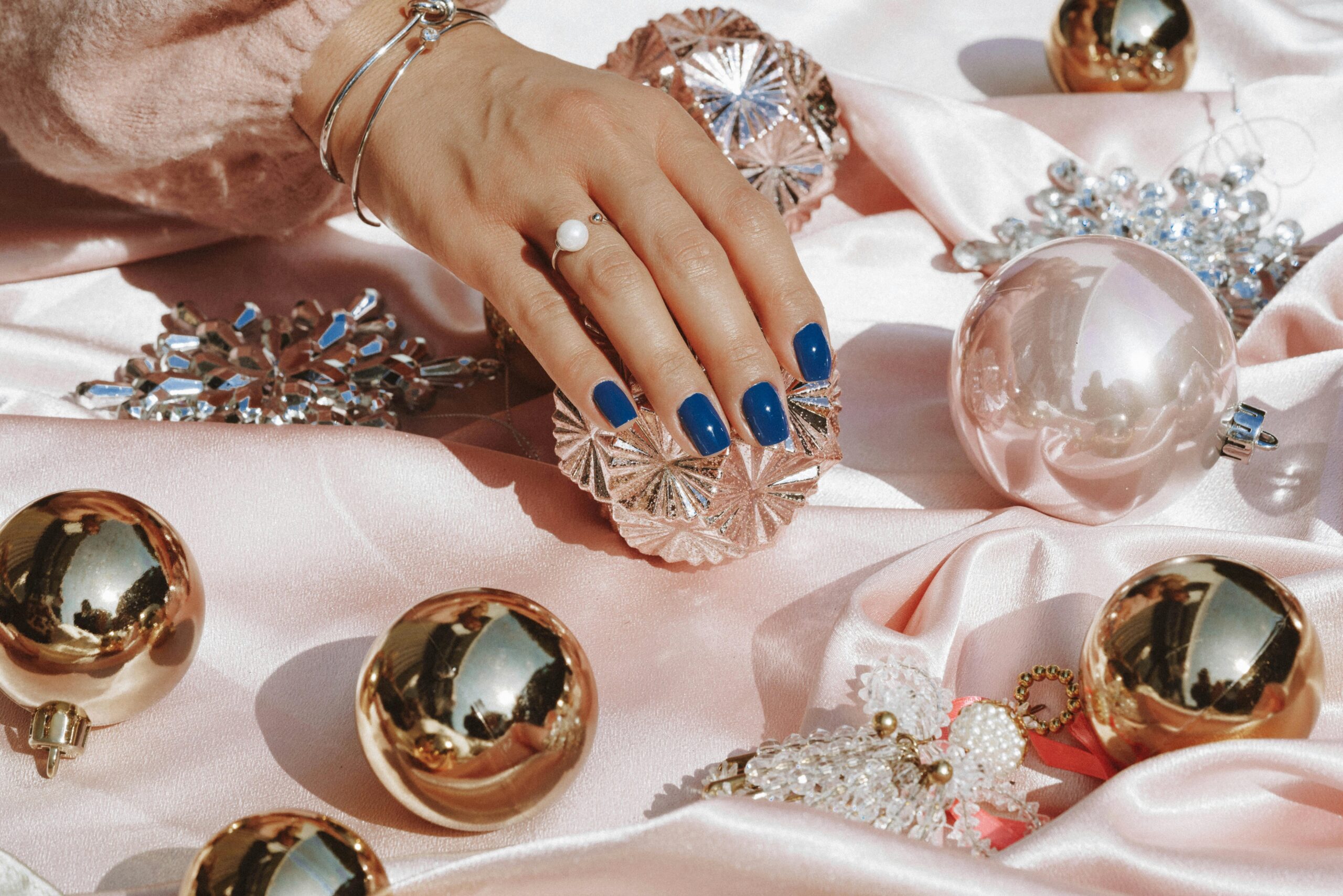 Get Best Nail Colours To Try For Winter 2025