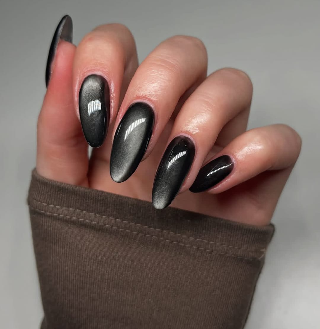 cat eye nail art design