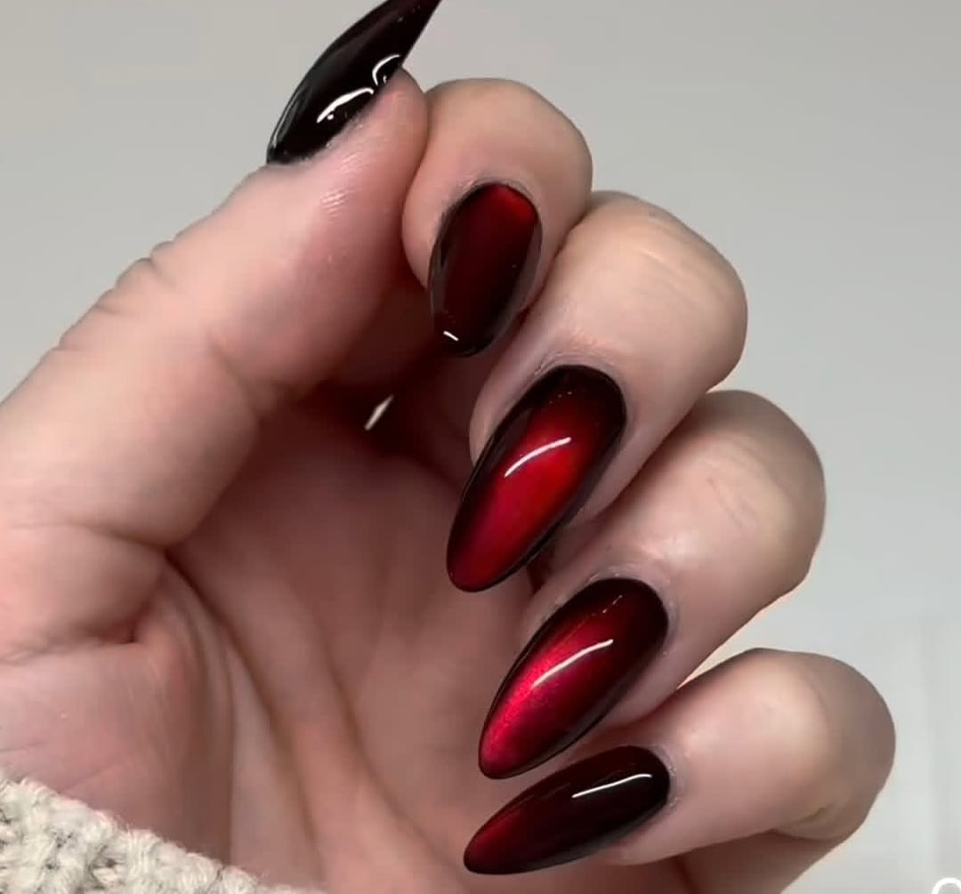 black red cat eye nails