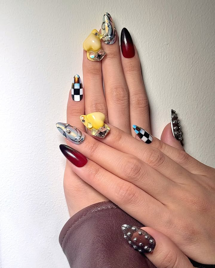 Juan Alvear nails.